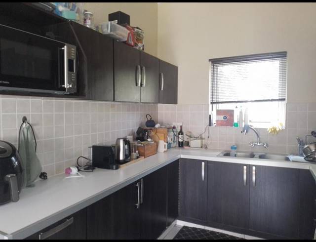 2 BEDROOM APARTMENT FOR SALE IN MONTGOMERY PARK